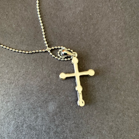 Cookie Lee pink cross necklace. - Picture 4 of 6